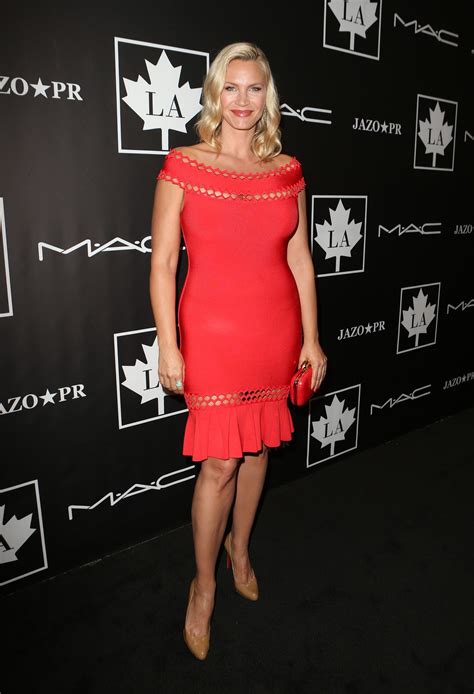 Natasha Henstridge (62 фото)