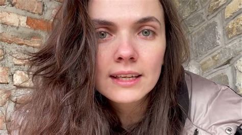 Tania Lav - YouTube