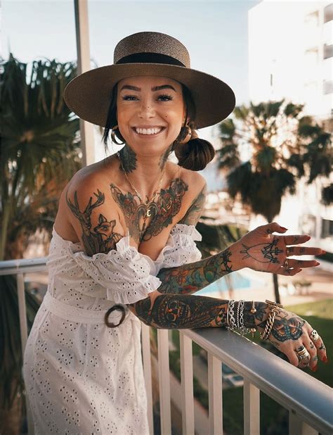 This Tatted Lady OnlyFans Trend Is Taking Over – Here's Why Image 4