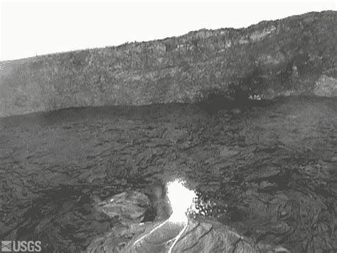 Pu’u O’o Lava Fountain (Updated with Night View) - Go Visit Hawaii