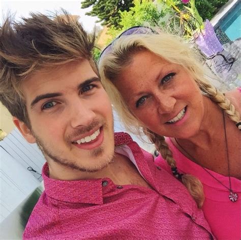 Joey and His Mother | Celebrity Dads