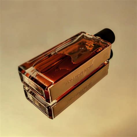 Angélique Noire Guerlain perfume - a fragrance for women and men 2005
