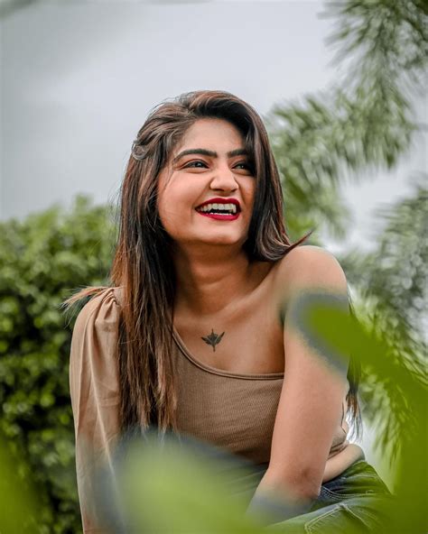 Follow For More 💖 hina suthar official #hinasuthar #hina_suthar #