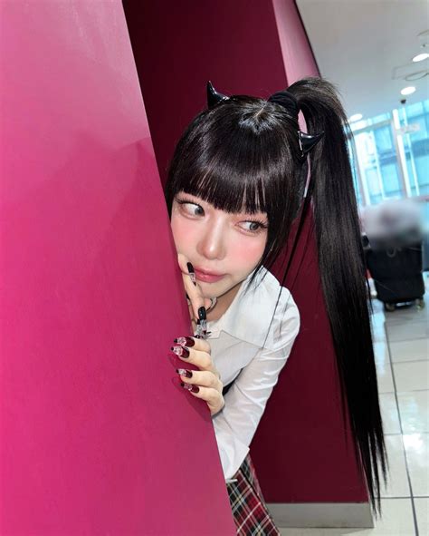 BADVILLAIN 배드빌런 | 👀🩷 #윤서 #YunSeo #배드빌런 #BADVILLAIN | Instagram