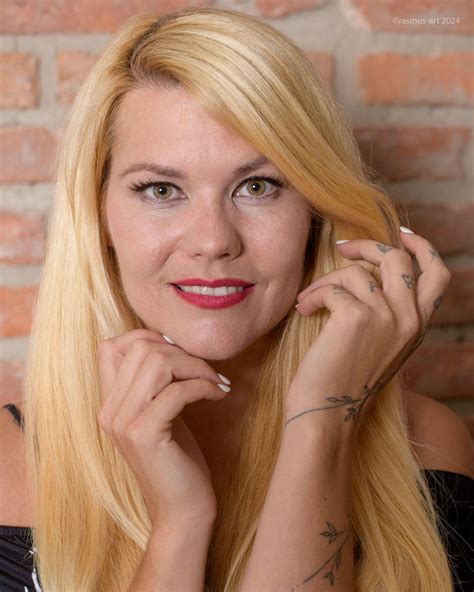 Barbara Johnson: A Look Into Her Professional Life and Career 22