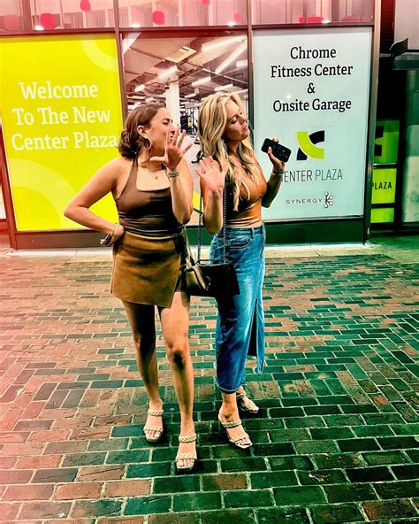 victoria price | no pictures, pls. | Instagram