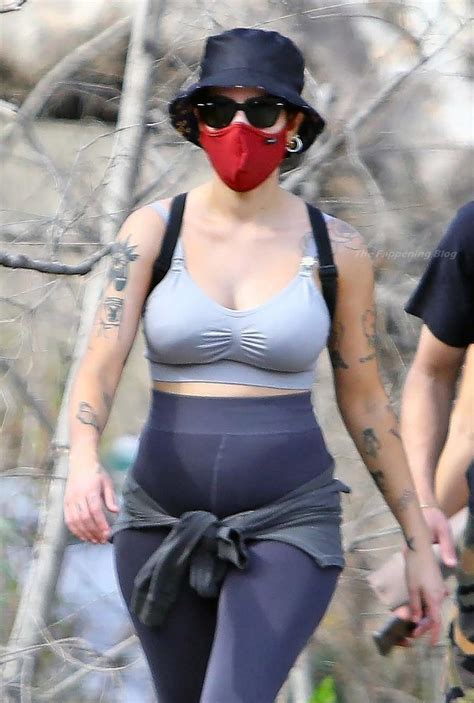 Halsey Nude LEAKED Pics, Porn Video & Sexy Photos