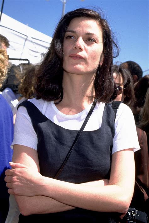 Linda Fiorentino Net Worth - Wiki, Age, Weight and Height