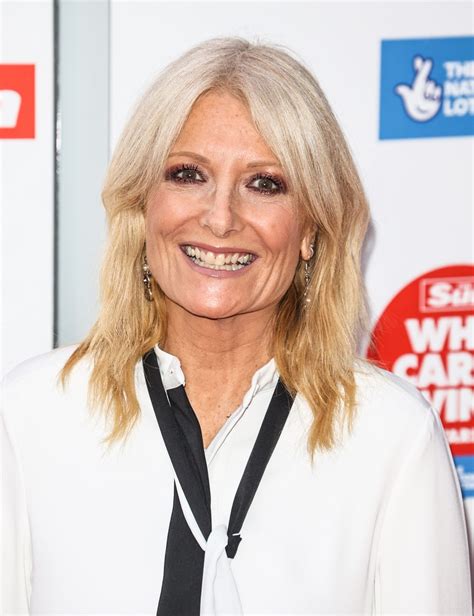 Gaby Roslin – The Sun’s Who Cares Wins Awards in London 11/22/2022