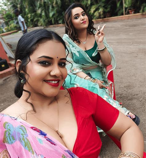 Priya and Aliya : r/UlluAppActresses