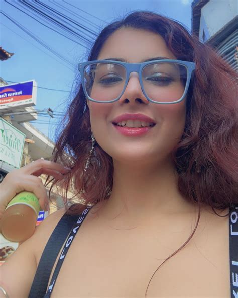 Komal Sethi (@komal.sethi) • Instagram photos and videos