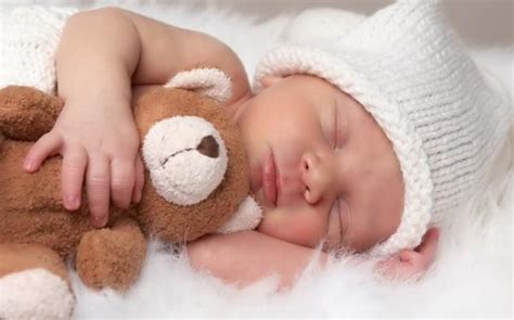 Bebe Chora Dormindo E Nao Acordar - Por que meu bebê chora dormindo - 5 passos