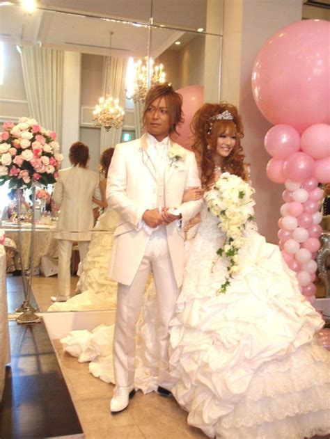Pin by M ⁷⁷³ on GYARU ⍟ WORLD.*.°• | Gyaru fashion, Gyaru, Gyaru makeup