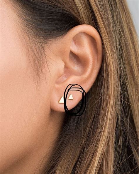 Upper lobe piercing | Earings piercings, Lobe piercing, Piercing