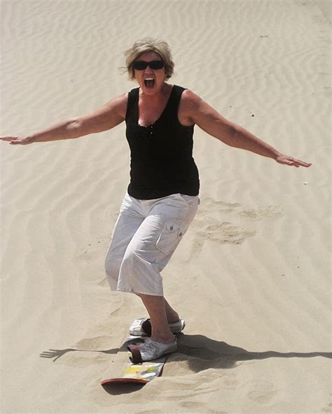 Lindsay Maxwell (@lindsaymaxwellofficial) • Instagram photos and videos