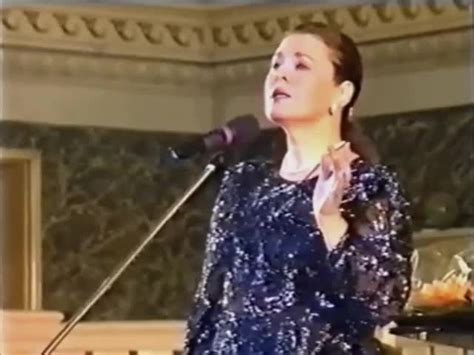 Валентина Толкунова Песни наших отцов — Россия XX века в песенном ...