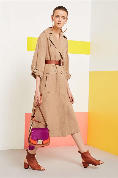 Printemps-Eté 2017 | COLLECTION | タラ ジャーモン【2024】 | ファッションデザイン, ファッション, モデル