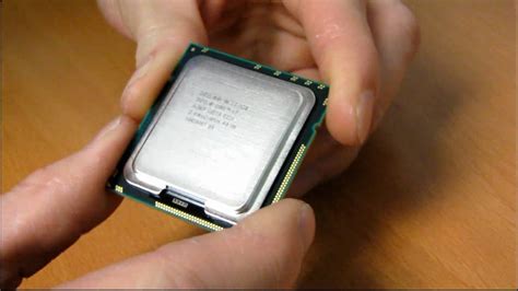 Intel Core i7 930 OEM Processor "Unboxing" Linus Tech Tips - YouTube