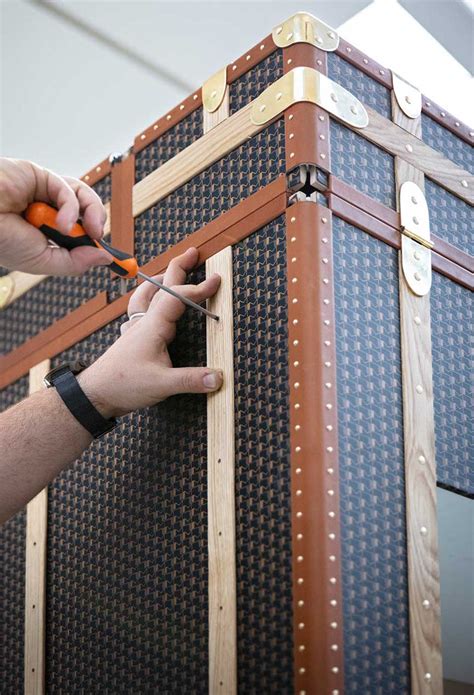 MOYNAT PARIS