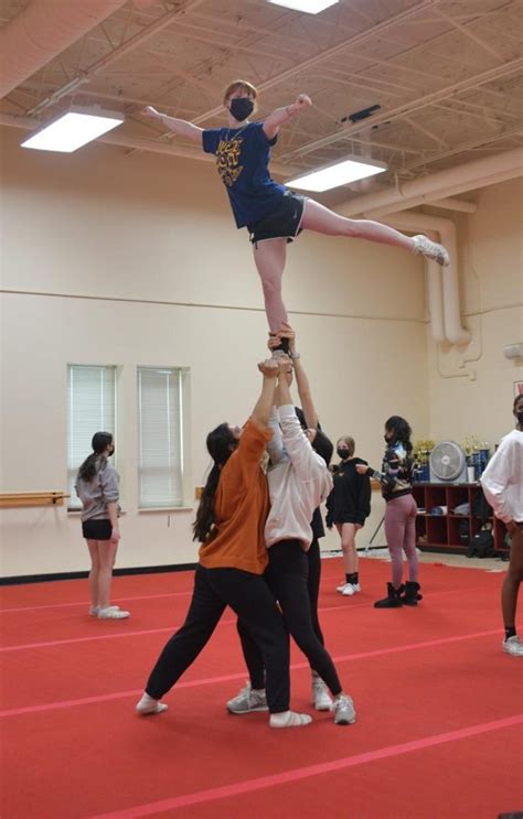 Arabesque Cheer