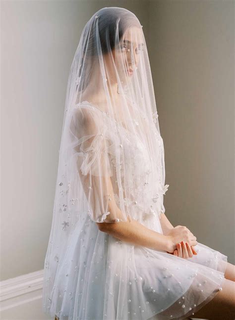 Tulle Veils - Cathedral veils, Fingertip veils, Mini veils, Blusher