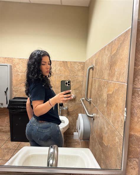 Danielle Gonzalez (@danielle_gonzalezm) • Instagram photos and videos