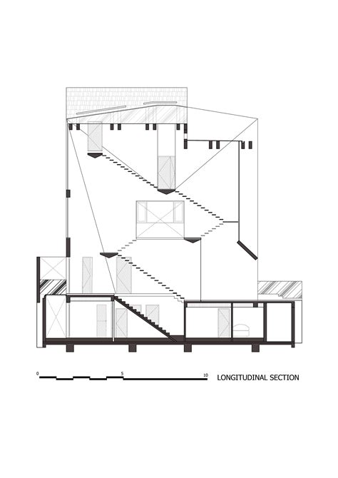 Gallery of Folding Wall House / Nha Dan Architects - 31
