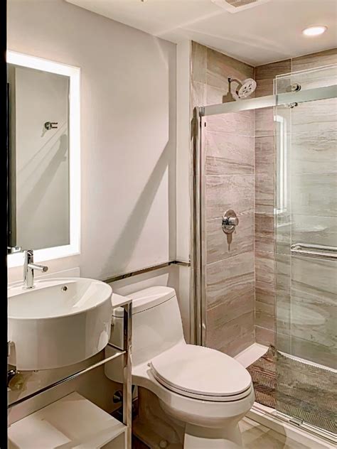 DoubleTree By Hilton New York Times Square South, Manhattan : -75% ...