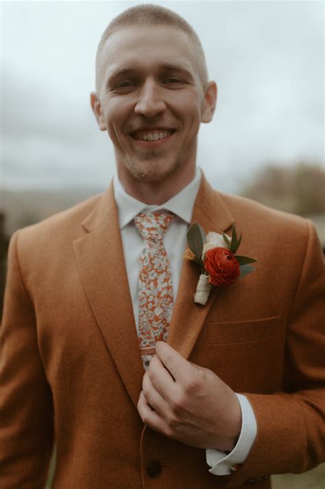 THE FARMER'S DAUGHTER FLOWERS