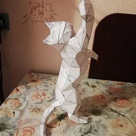 Кот из бумаги | Бумажные модели, Геометрические фигуры, Бумага