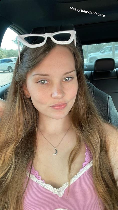 Asmr Darling : r/MoreSexyASMRGirls