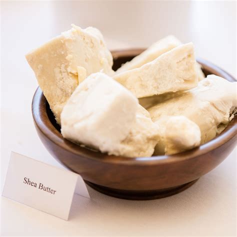 Science explains exactly why is shea butter good for hair 9