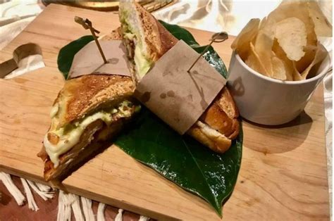 Panini de pollo con mayonesa de aguacate ¡Prueba esta receta!