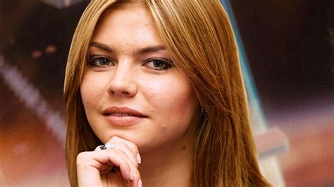Отошедшая от светской жизни Кабаева выбрала для досуга странное место ...