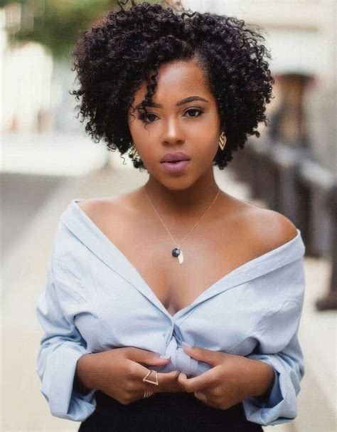 30 Curly Bob Ideas And Ways To Style Them - Styleoholic