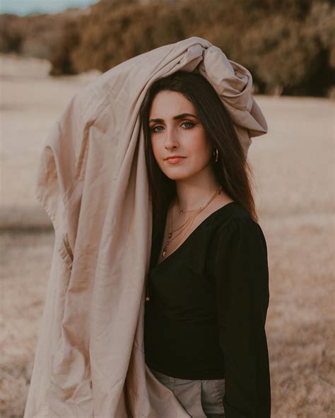 Stella Rose (@stella.rose) • Instagram photos and videos