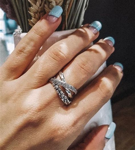 Pin tillagd av Elena på Кольца