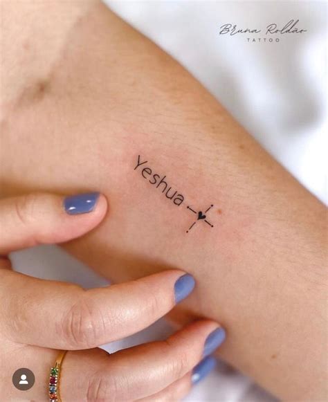 Tatuagem De Yeshua - Tatoos femininas delicadas cristã | Tatuagem de yeshua, Tatuagem yeshua ...