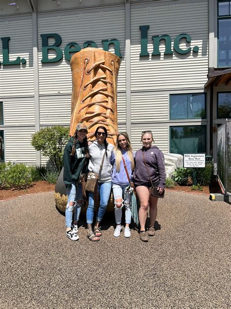 TW Pornstars - Riley Roscato. Twitter. Had to take them to the boot