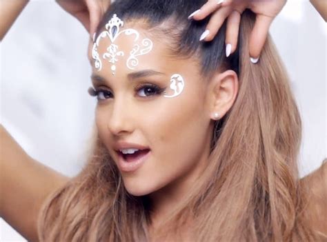Ariana Grande Break Free Makeup Artist | Saubhaya Makeup