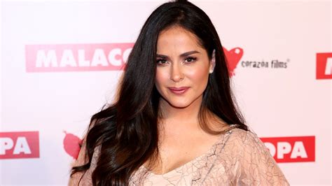 Danna García se reencuentra con su hijo