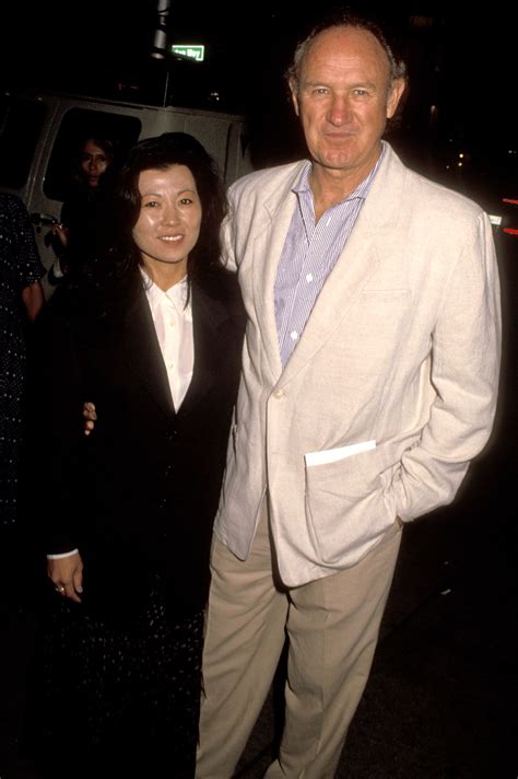 Gene Hackman and Betsy Arakawa Were “Followed” By Strange Man Before