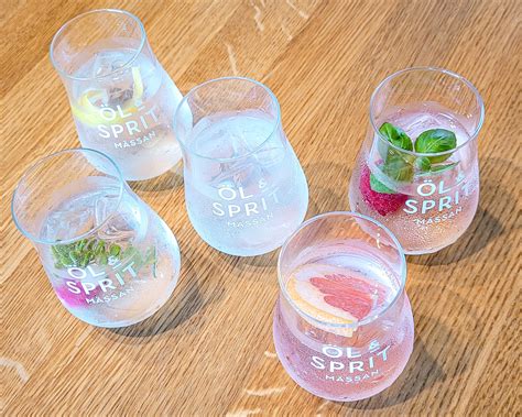 Gin Perfekt Gemixt Das Gin Buch Inkl Klassischer 5
