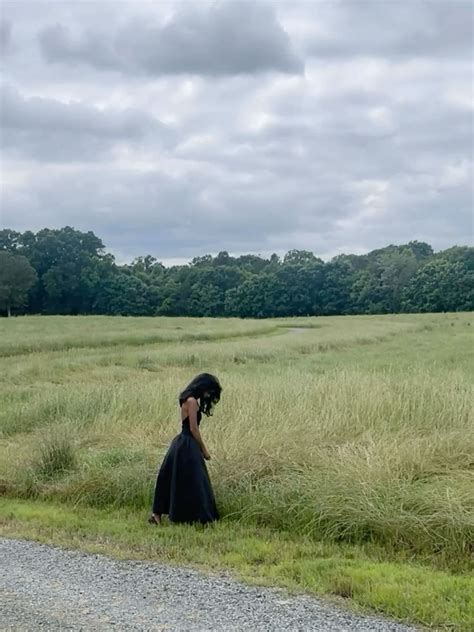 Pin by Hanna on Sabrine in 2025 | Nature photoshoot, Aesthetic pictures