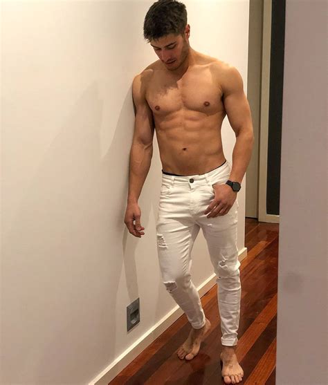 Jake Vella's feet