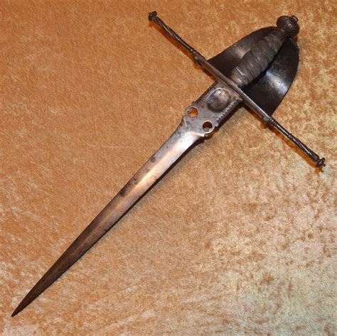 spanish main gauche left hand dagger mid   antique weapon store