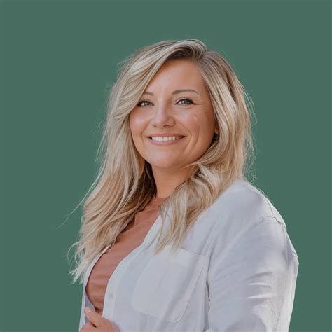 Meagan England - Realtor | Mobile AL