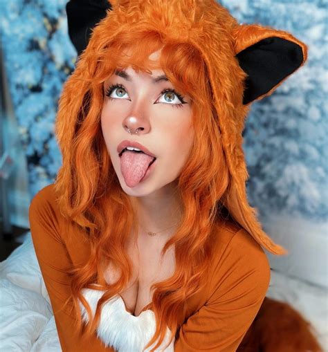 Rusty Fawkes | let’s play Fortnite 👉🏻👈🏻 🧡 #redhead #foxgirl #catgirl #
