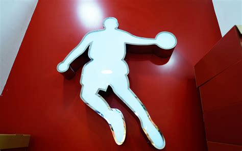 michael jordan scores victory  china legal battle