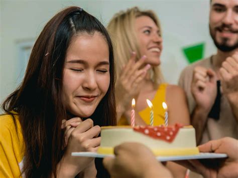 Conto Com Sua Presença - 50 frases para convite de aniversário que festejam sua vida à altura